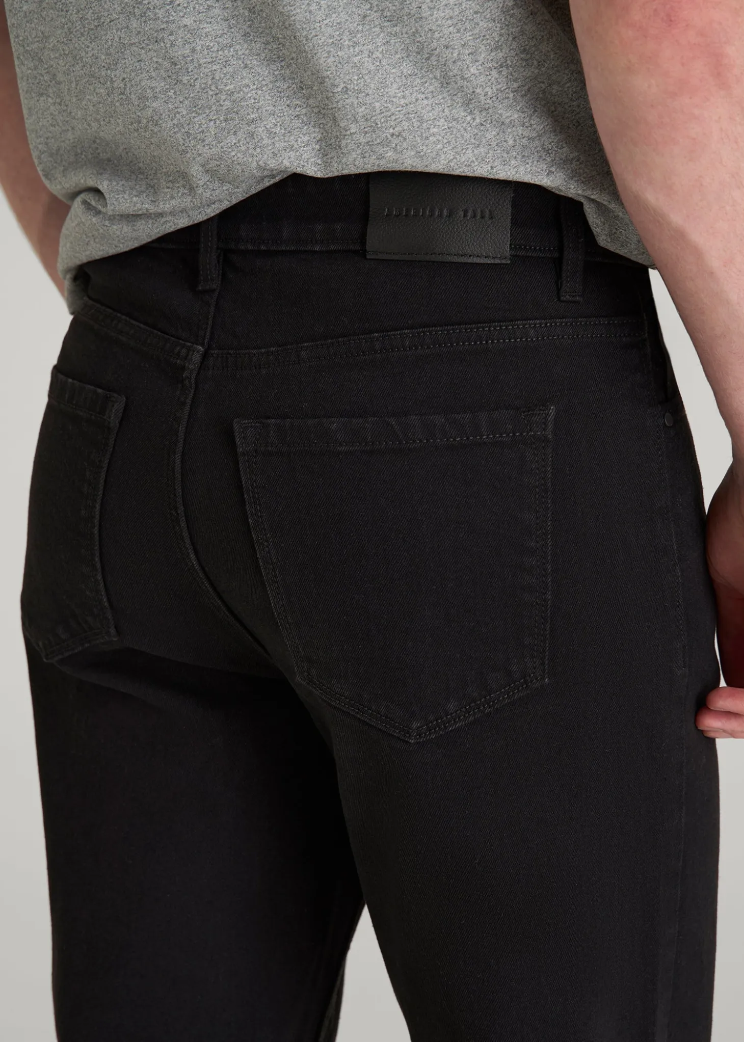 MILO Relaxed Tapered Fit Jeans for Tall Men