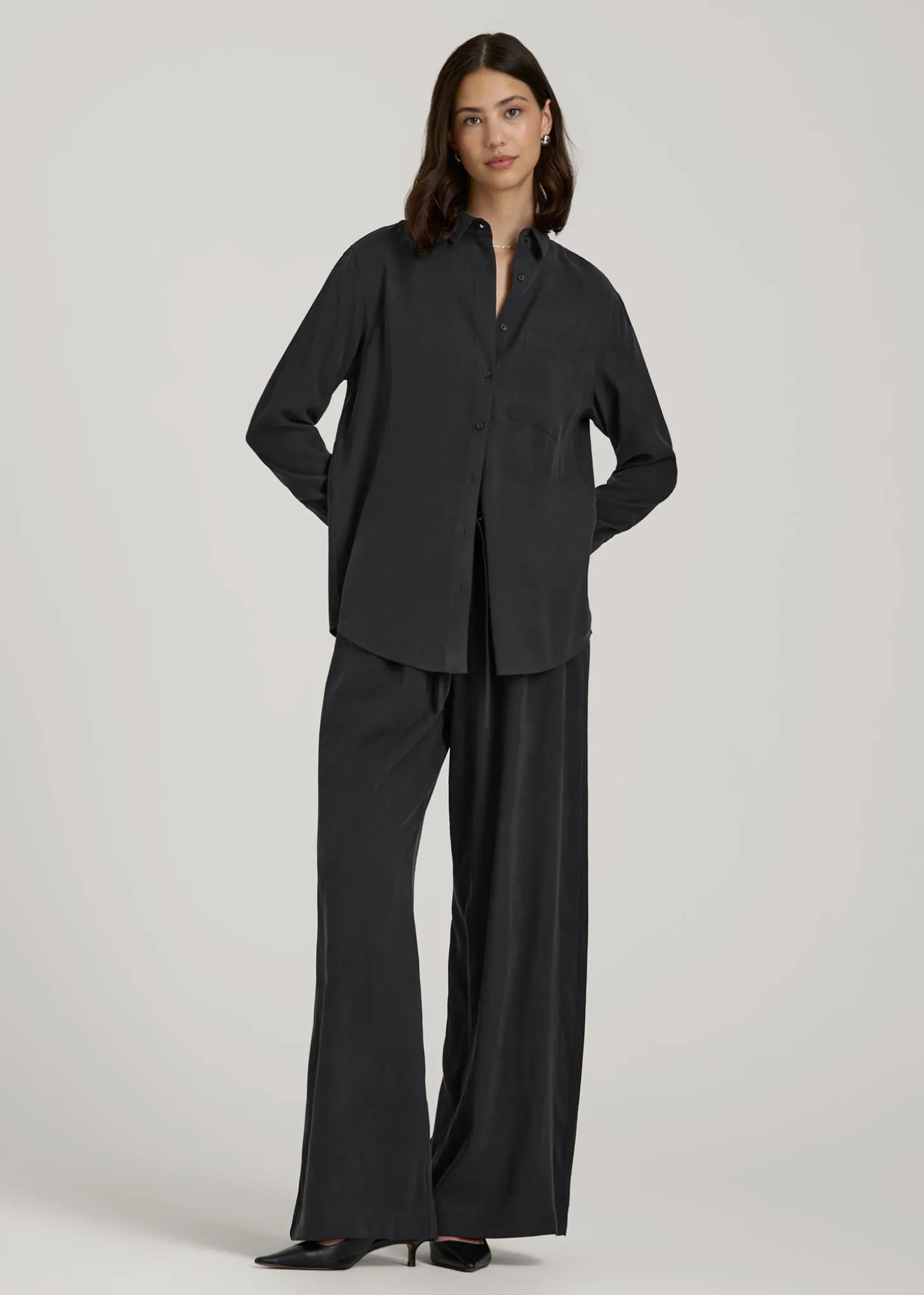 Relaxed Button-Up Single-Pocket Blouse for Tall Women
