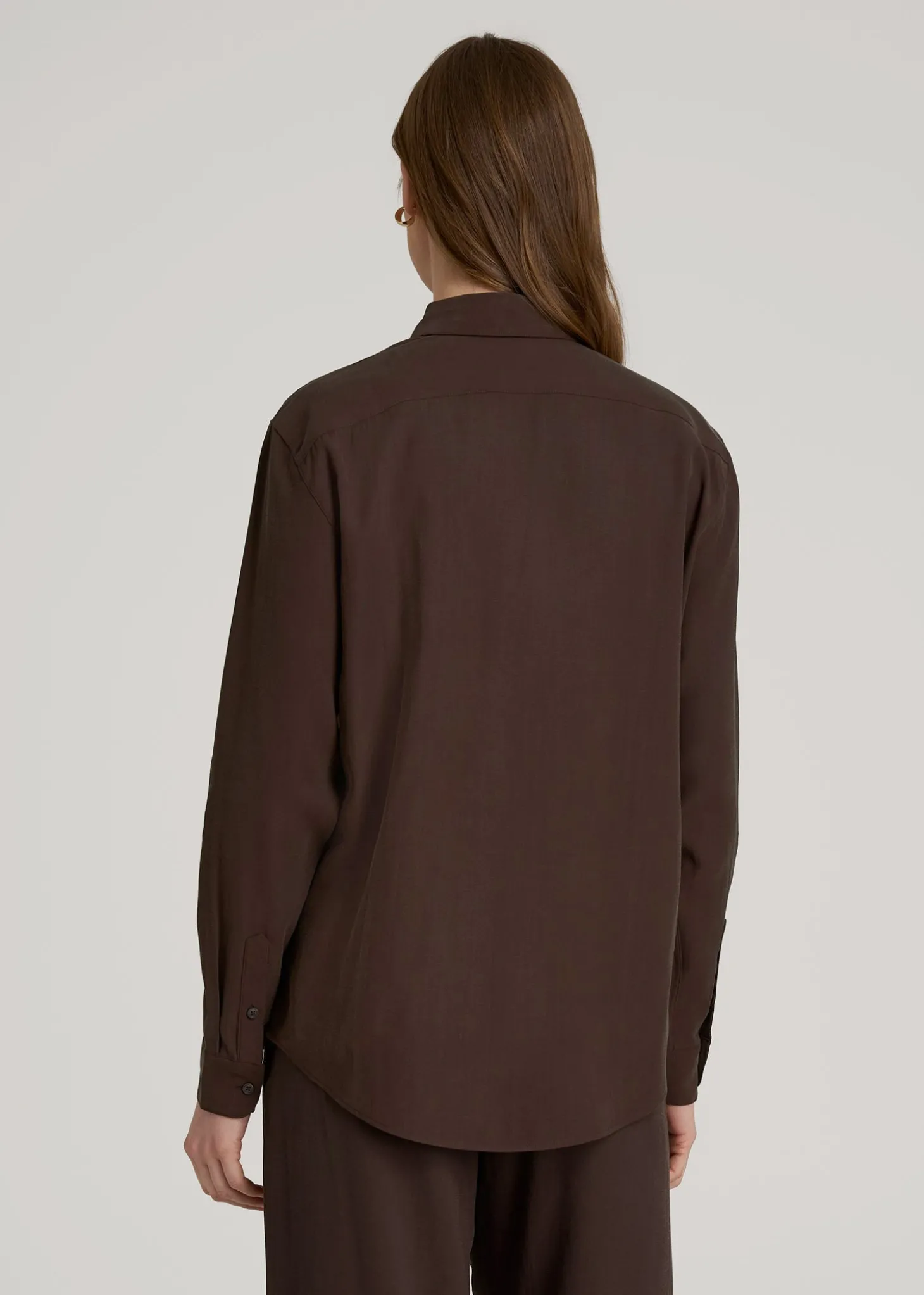 Relaxed Button-Up Single-Pocket Blouse for Tall Women