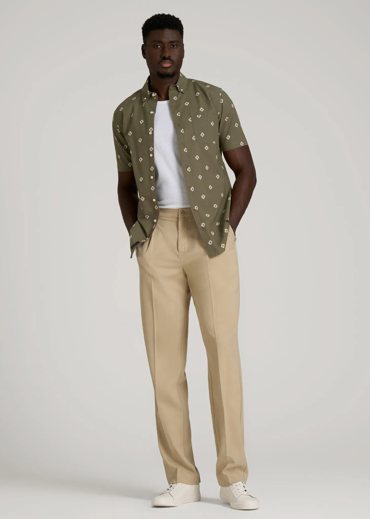 Relaxed Pleated Trousers for Tall Men