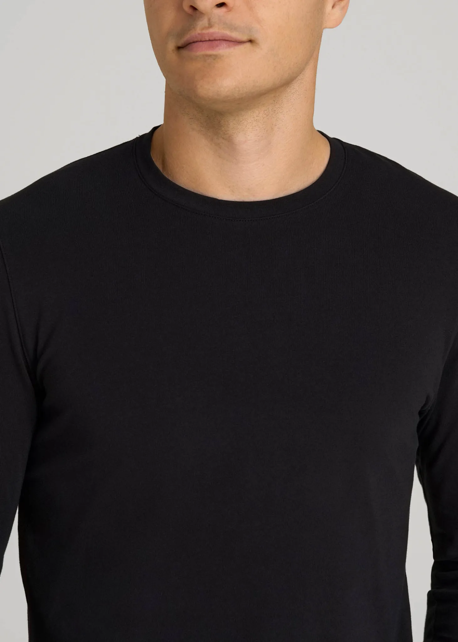 The Essential Modern Fit Crewneck Long Sleeve Tee for Tall Men